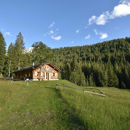 Chalet Brenta Dolomites Villa Madonna Exterior foto