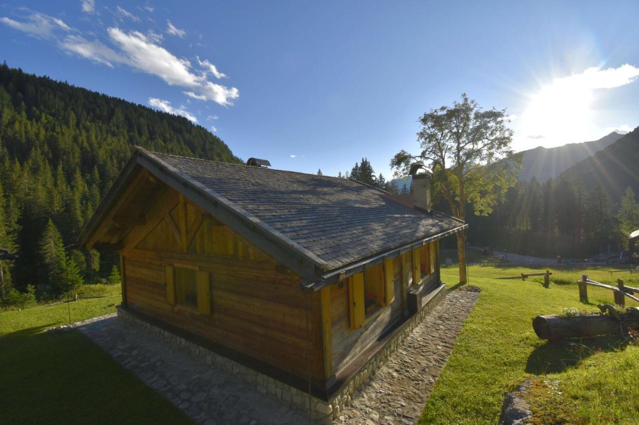 Chalet Brenta Dolomites Villa Madonna Exterior foto