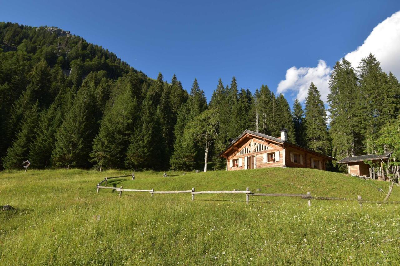 Chalet Brenta Dolomites Villa Madonna Exterior foto